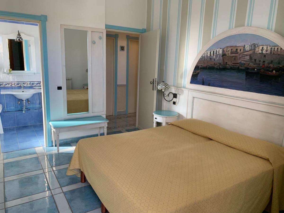 Hotel Isolabella Ventotene Exterior foto